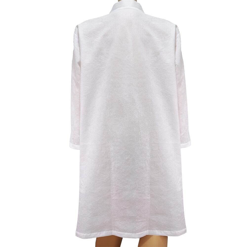 Kimono Style Disposable Bathrobe with Two Pockets – Ideal for Spa, Hotel, and Beauty Use
