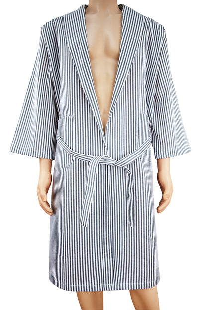Wholesale Disposable Bathrobes for Men – Black & White Floral Print | OEM & ODM Nonwoven Spa Robes Supplier